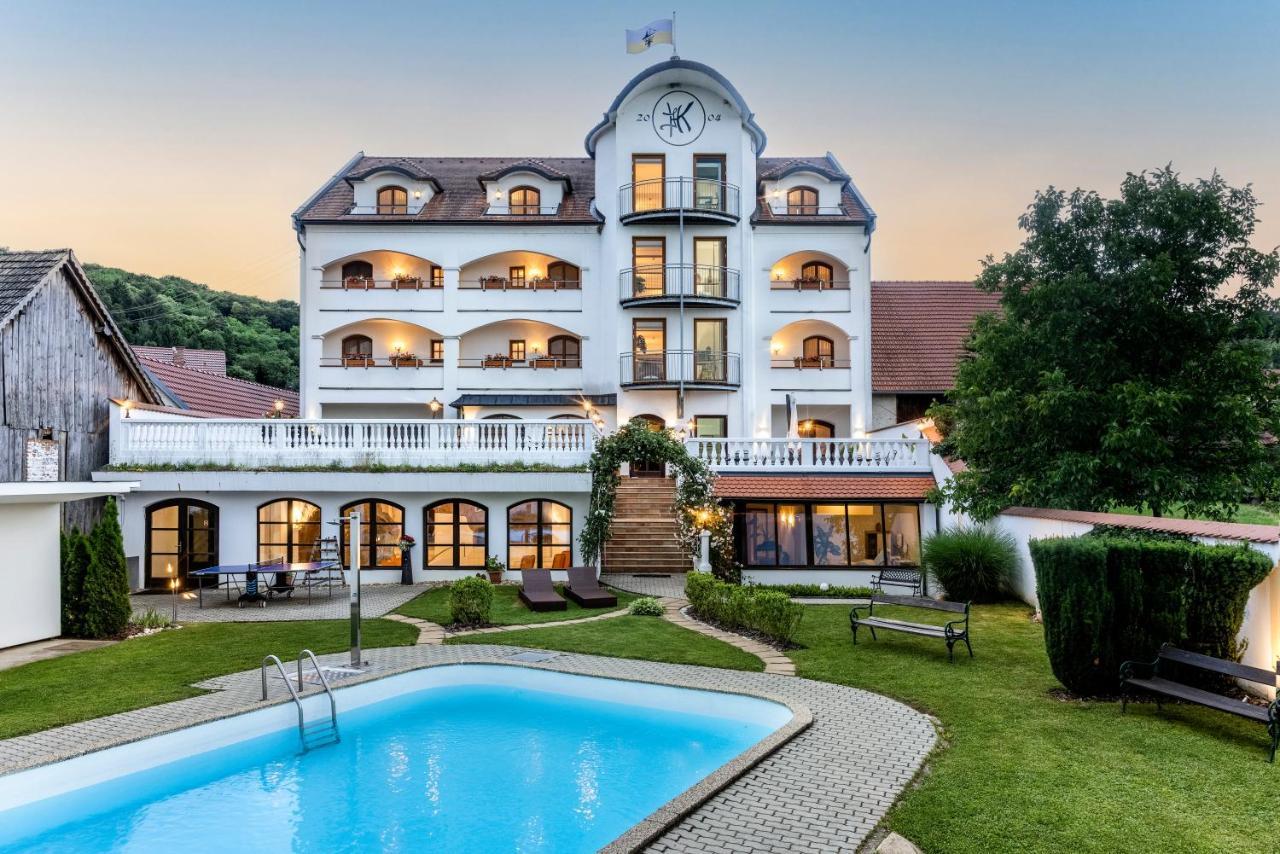 Genussgasthof & Hotel Beim Krutzler Heiligenbrunn Exterior photo